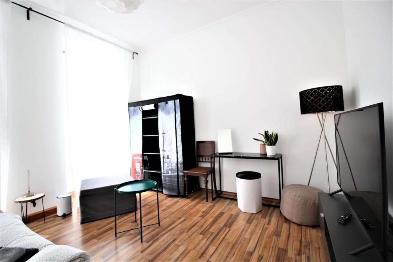 ➤Private Room - Heart Of Downtown With Terrace Würzburg Exterior foto
